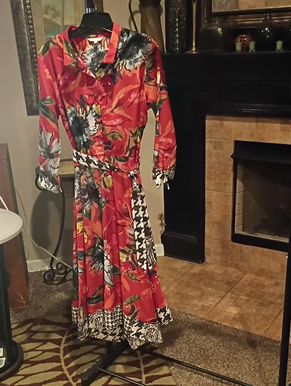 JOHN • MARK Bold Multicolor Abstract Floral Print Dtess
